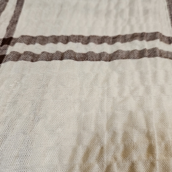 Jane & Delancey Seersucker Long Sleeve Button Down Blouse,Cream/Brown Striped,XL - Picture 5 of 12